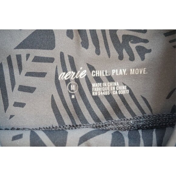 Aerie Chill Play Move High Waisted Palm Leaf Print Leggings - Size M - Picture 6 of 7